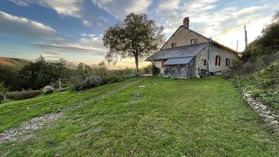 Fermette - 200 m² - 5 pièces