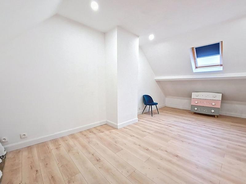 Maison - 124 m² - 6 pièces