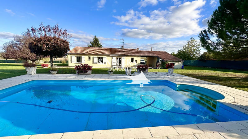 Maison - 100 m² - 4 pièces