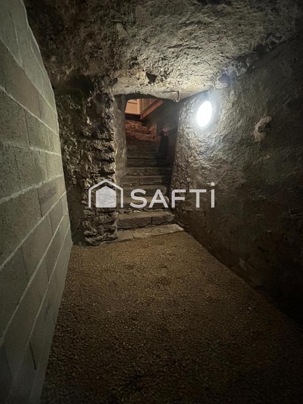 Maison - 88 m² - 4 pièces