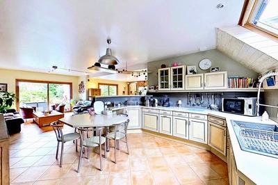 Maison - 191 m² - 9 pièces