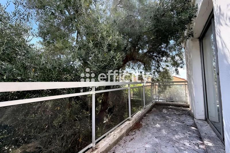 Immeuble - 303 m² - 10 pièces