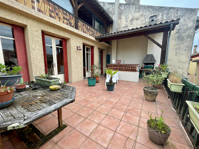 Maison - 185 m² - 6 pièces