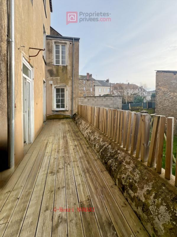 Immeuble - 220 m² - 11 pièces