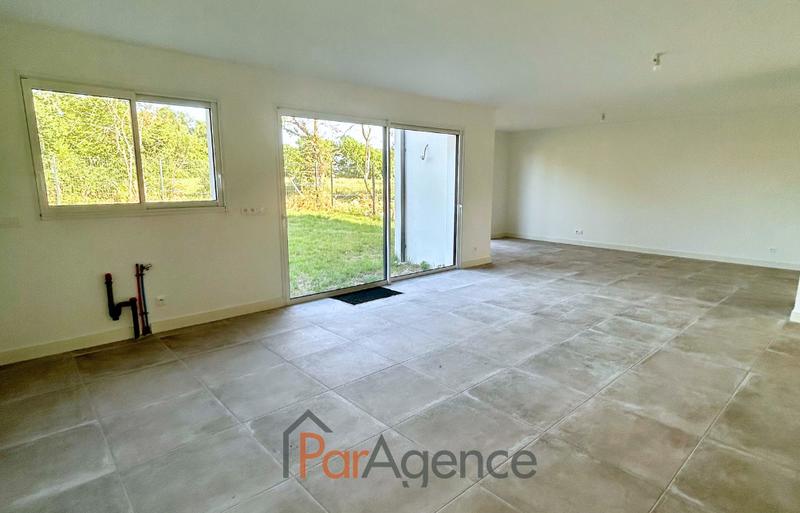 Maison - 122 m² - 4 pièces