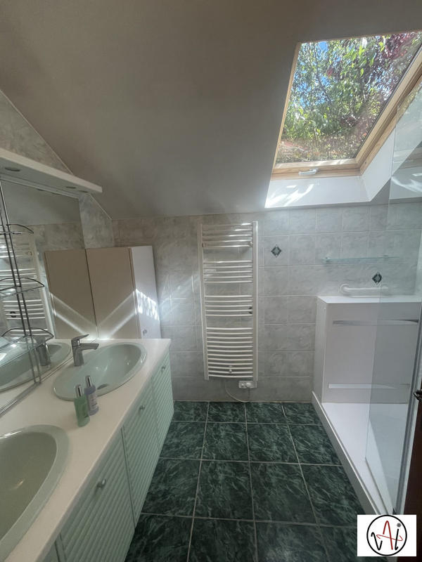 Châlet - 114 m² - 4 pièces