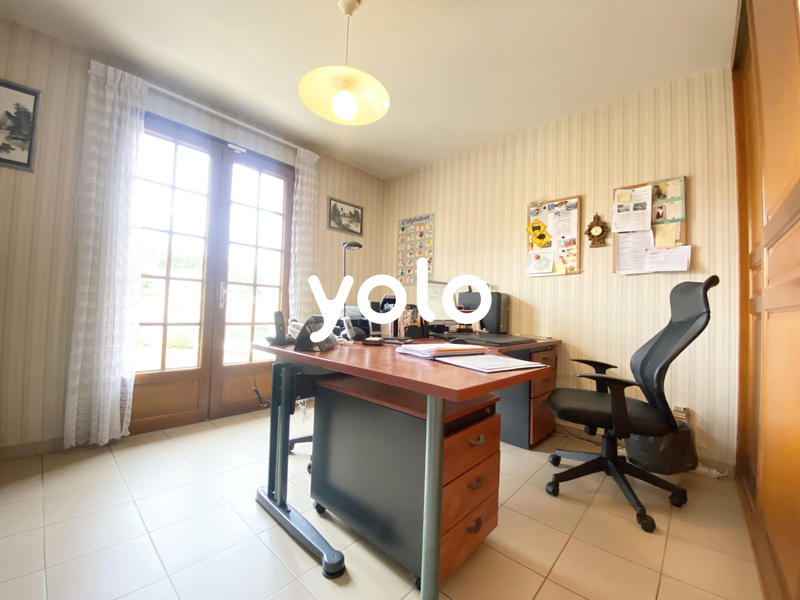 Maison traditionnelle - 200 m² - 8 pièces