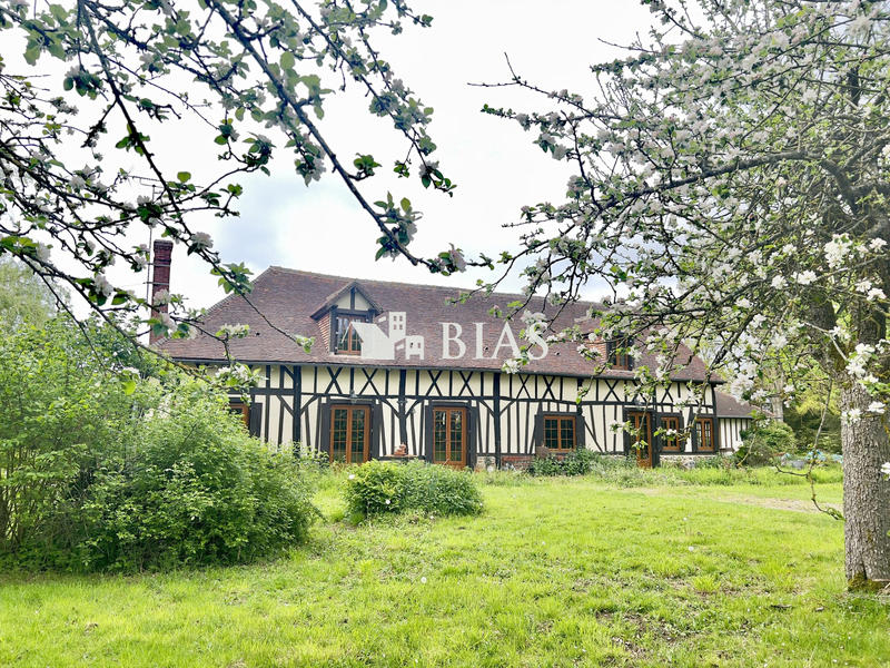 Maison ancienne - 264 m² - 11 pièces