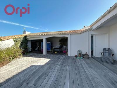 Maison - 198 m² - 5 pièces