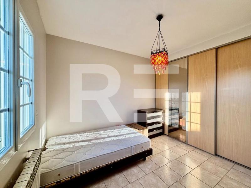 Maison traditionnelle - 116 m² - 6 pièces