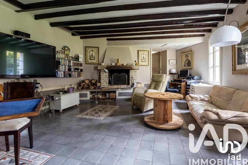 Maison - 280 m² - 13 pièces