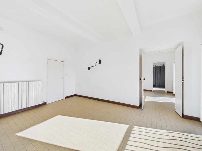 Appartement - 96 m² - 4 pièces