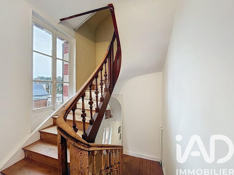 Maison de ville - 200 m² - 10 pièces