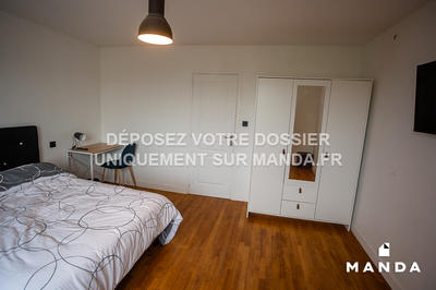 Chambre - 15 m² - 3 pièces