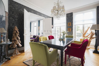 Appartement - 148 m² - 6 pièces