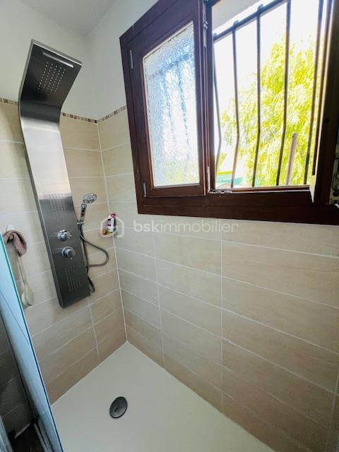 Appartement - 77 m² - 3 pièces