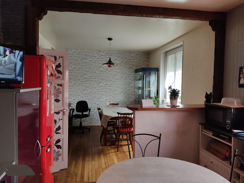 Maison - 111 m² - 6 pièces