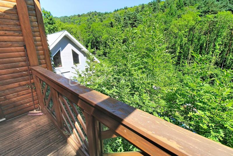 Propriété - 140 m² - 8 pièces