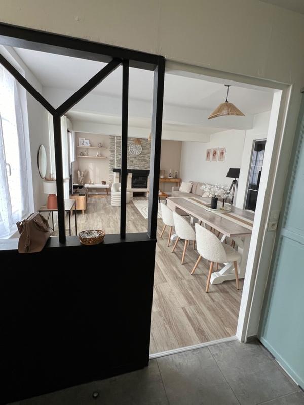 Maison - 90 m² - 5 pièces