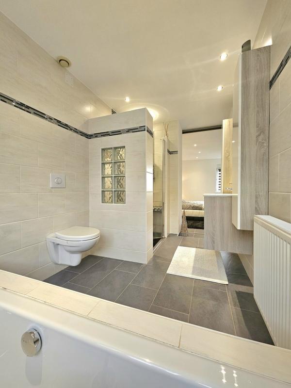 Maison - 97 m² - 4 pièces