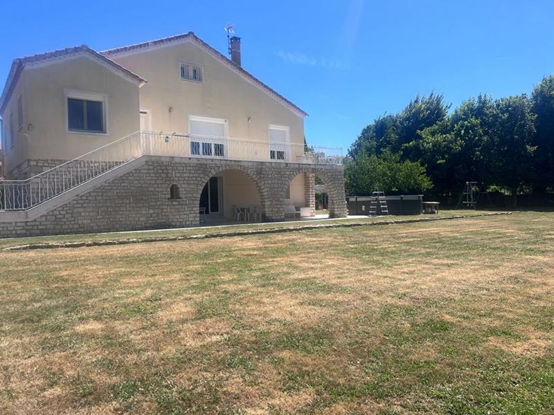 Villa - 171 m² - 8 pièces