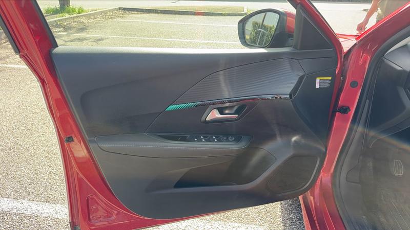 Peugeot 208 II 1.2 PureTech 100 Allure Business