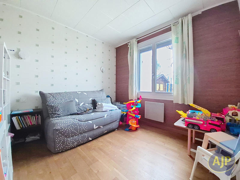 Maison - 105 m² - 5 pièces