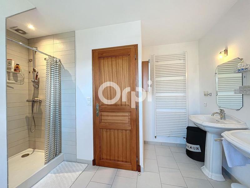 Maison - 264 m² - 7 pièces