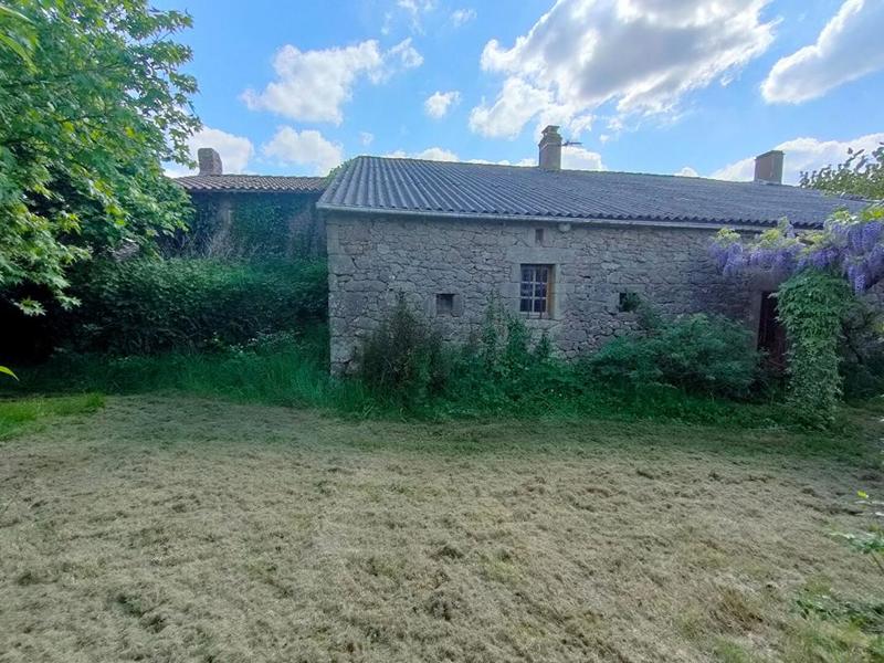 Maison - 95 m² - 6 pièces