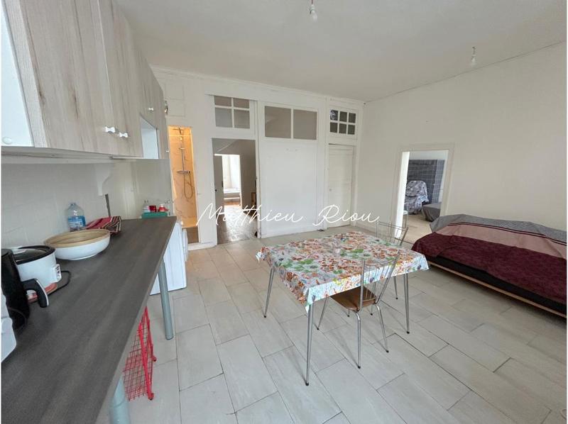 Maison - 206 m² - 8 pièces