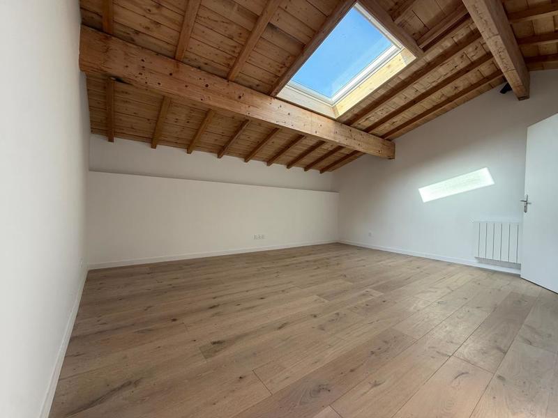 Duplex - 90 m² - 4 pièces