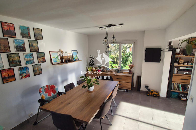 Maison - 140 m² - 6 pièces