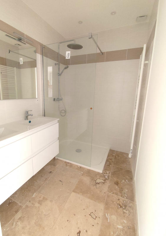 Appartement - 85 m² - 3 pièces