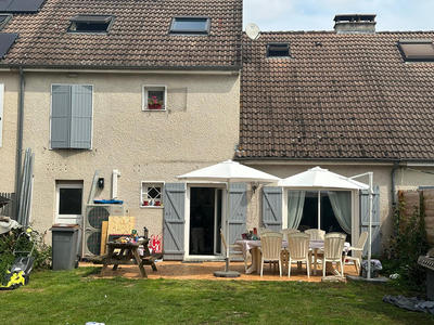 Maison - 145 m² - 8 pièces