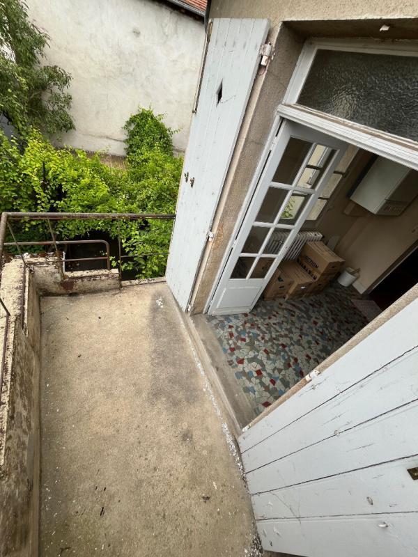 Maison - 200 m² - 9 pièces