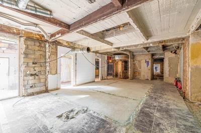 Local commercial - 420 m² - 2 pièces