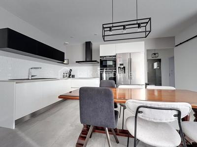 Maison - 87 m² - 4 pièces