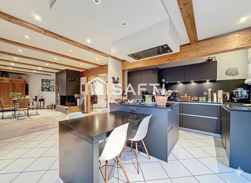 Maison - 163 m² - 5 pièces