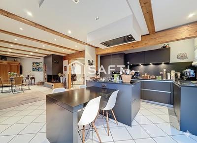 Maison - 163 m² - 5 pièces