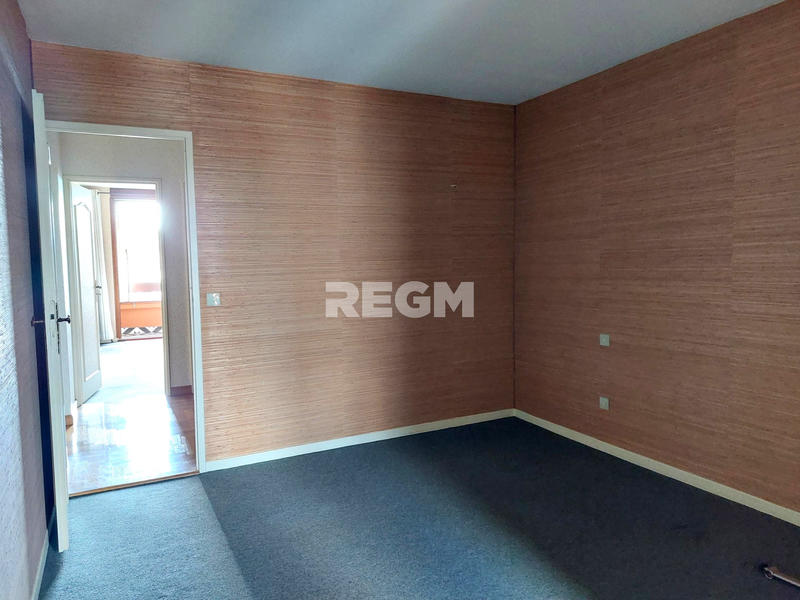 Appartement - 90 m² - 4 pièces