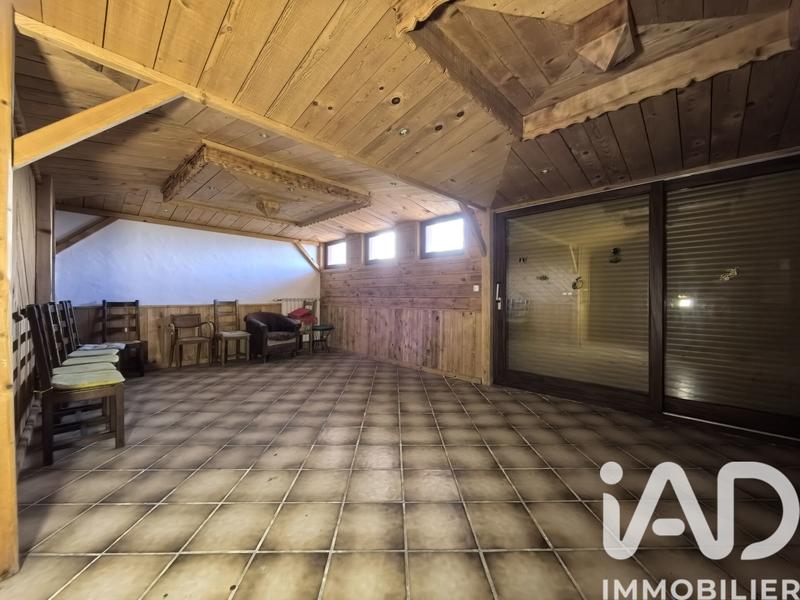 Maison - 332 m² - 11 pièces