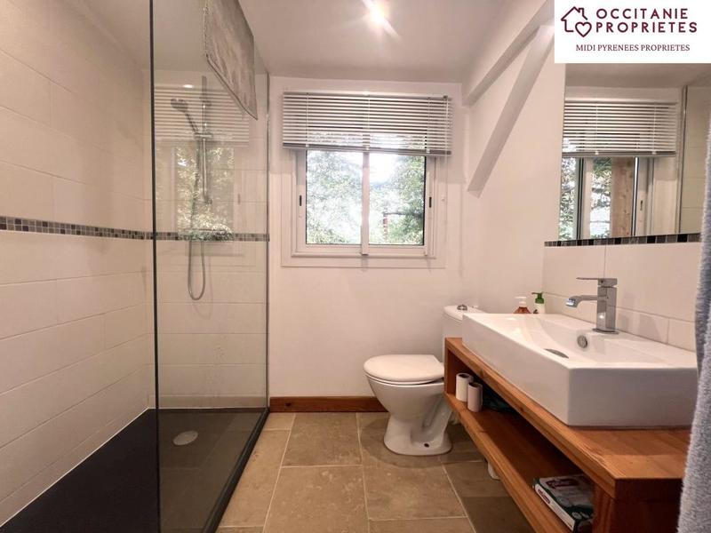 Propriété - 86 m² - 4 pièces