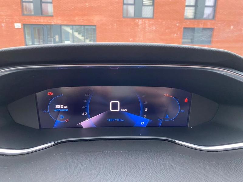 Peugeot 308 1.5hdi 130cv Affaire Premium Pack Carplay Radars Ar/Clim/Feux Auto 8250 Ht