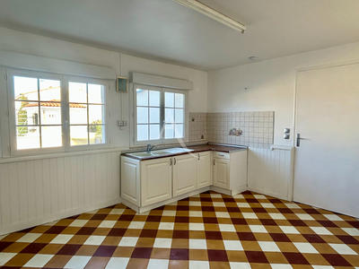 Maison - 130 m² - 4 pièces