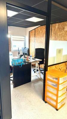 Bureau - 65 m²