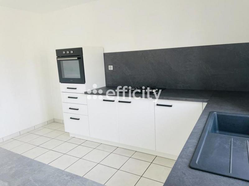 Maison - 98 m² - 4 pièces