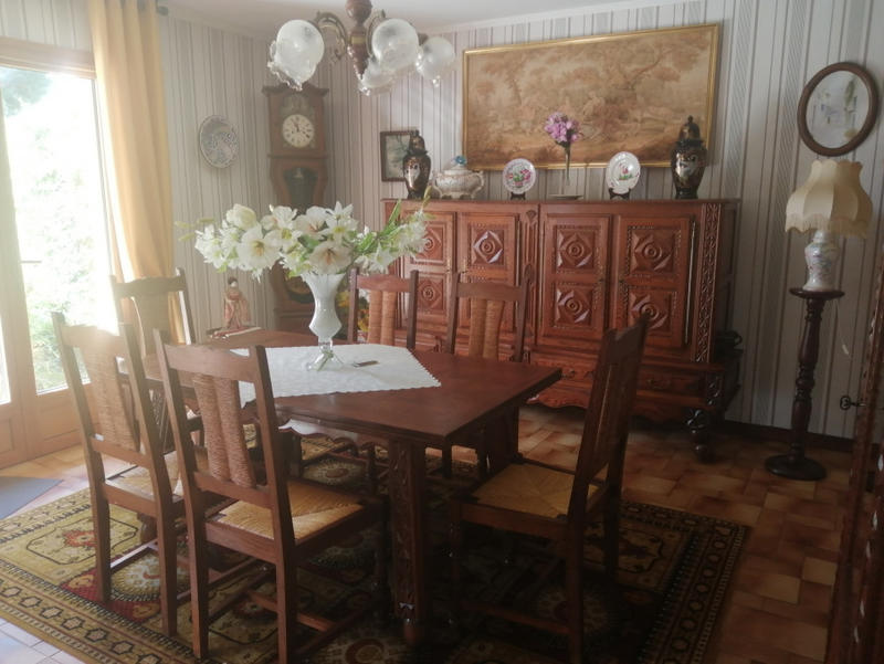 Maison - 141 m² - 8 pièces