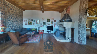 Maison - 300 m² - 7 pièces