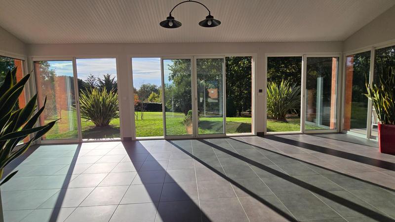 Maison - 246 m² - 7 pièces