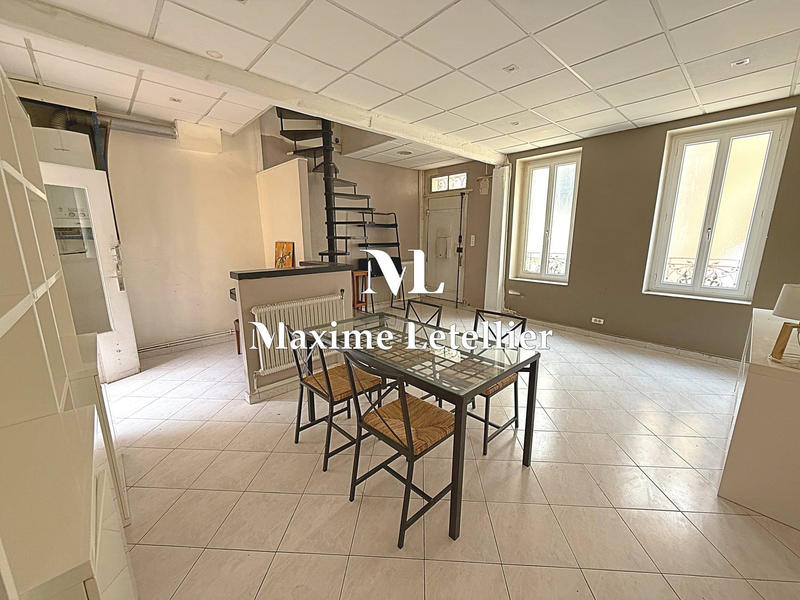 Maison traditionnelle - 68 m² - 3 pièces